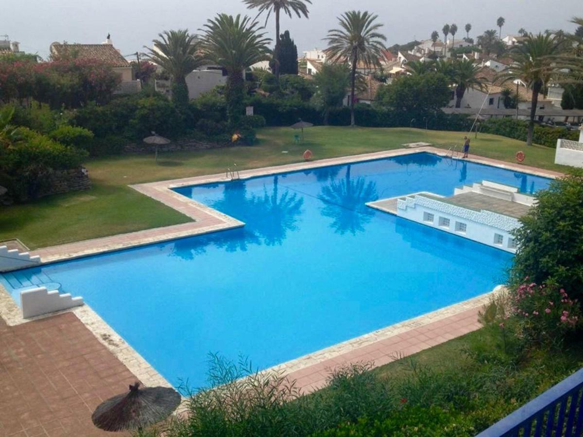 דירות אסטפונה Apartamento A 10 Metros Playa מראה חיצוני תמונה